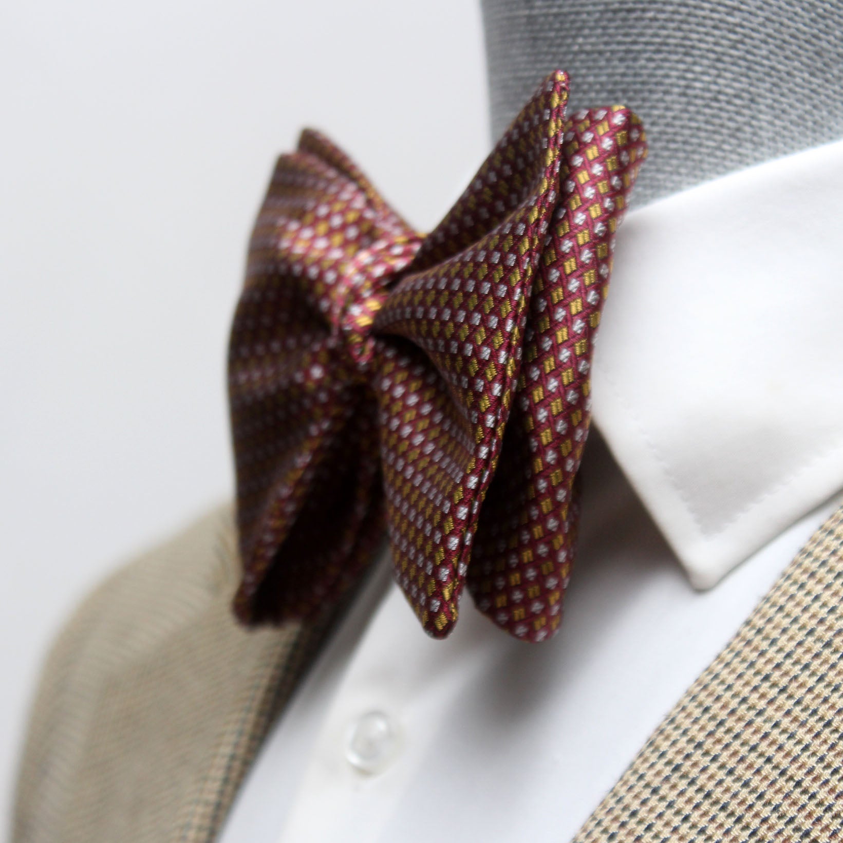 Dusty Mauve Big Butterfly Silk Bow Tie