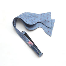 Load image into Gallery viewer, Big Butterfly Blue Paisley Silk Bow Tie
