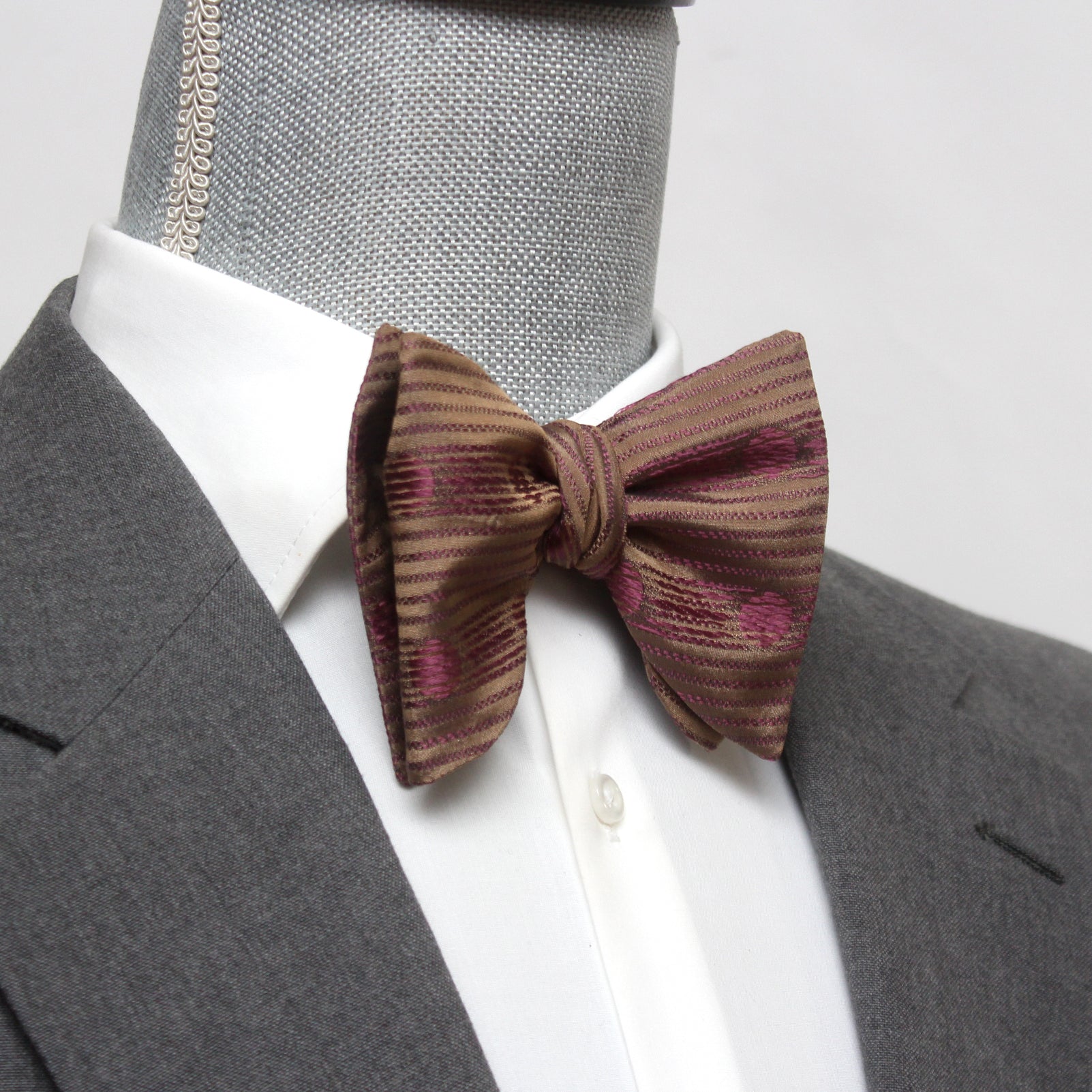 Big Butterfly Brown Silk Bow Tie