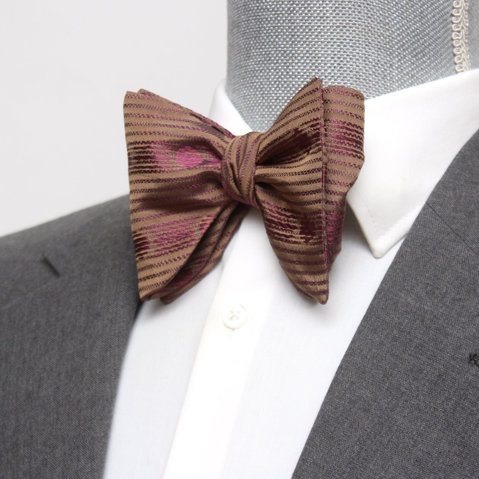 Big Butterfly Brown Silk Bow Tie