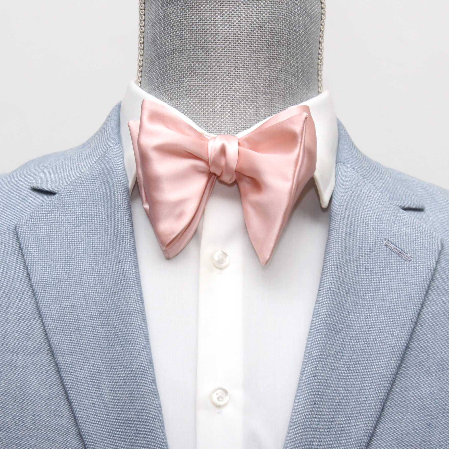 Big Butterfly Peach Silk Bow Tie