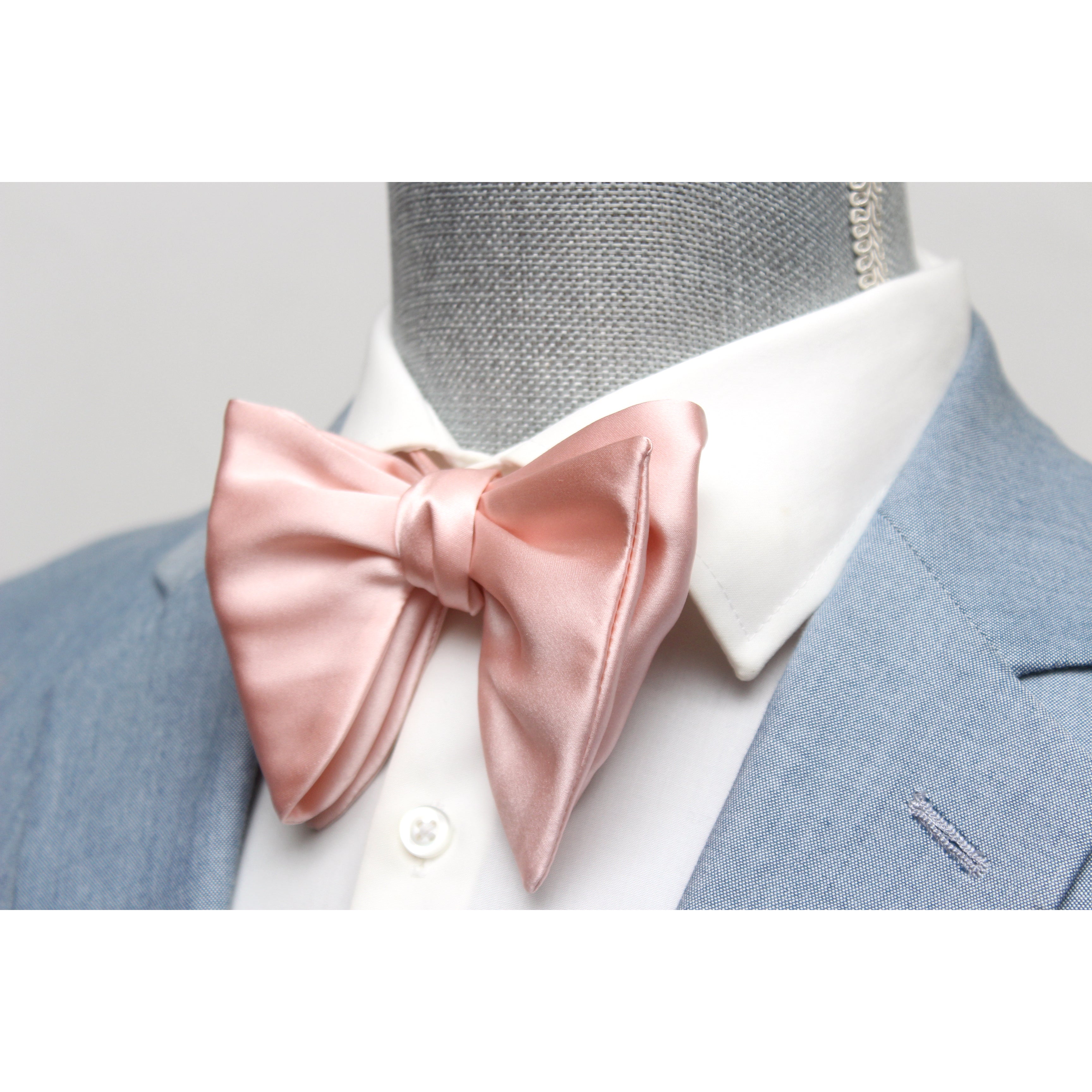Big Butterfly Peach Silk Bow Tie