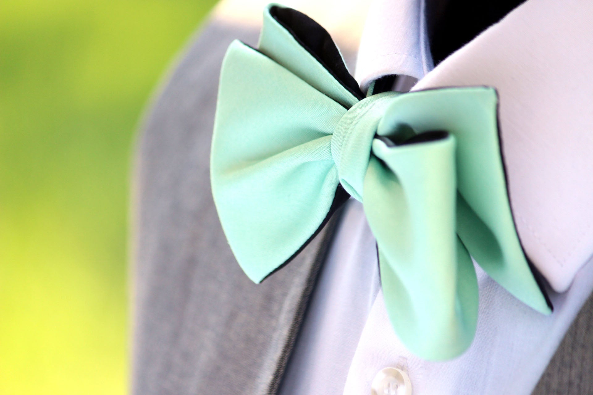 Mint Black Reversible Self-Tie Bow Tie