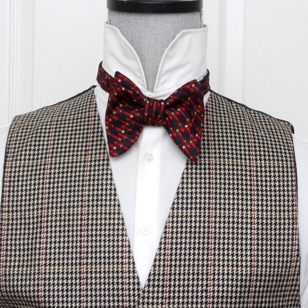 Big Butterfly Bow tie in Red Ornament Silk