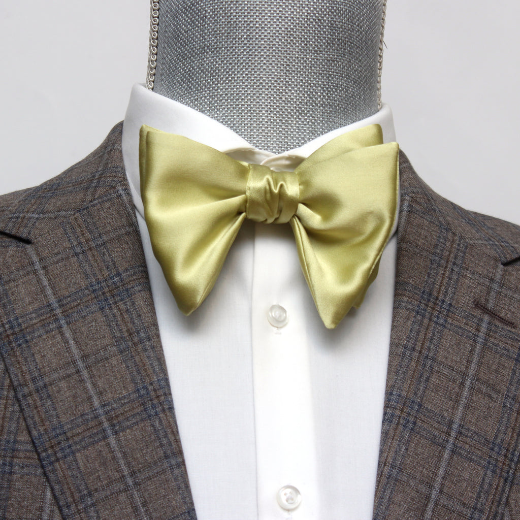 Big Butterfly Silk Bow Tie