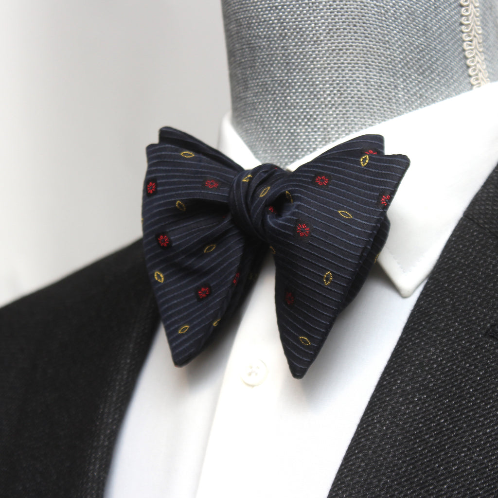 Big Butterfly Black Ornament Silk Bow Tie