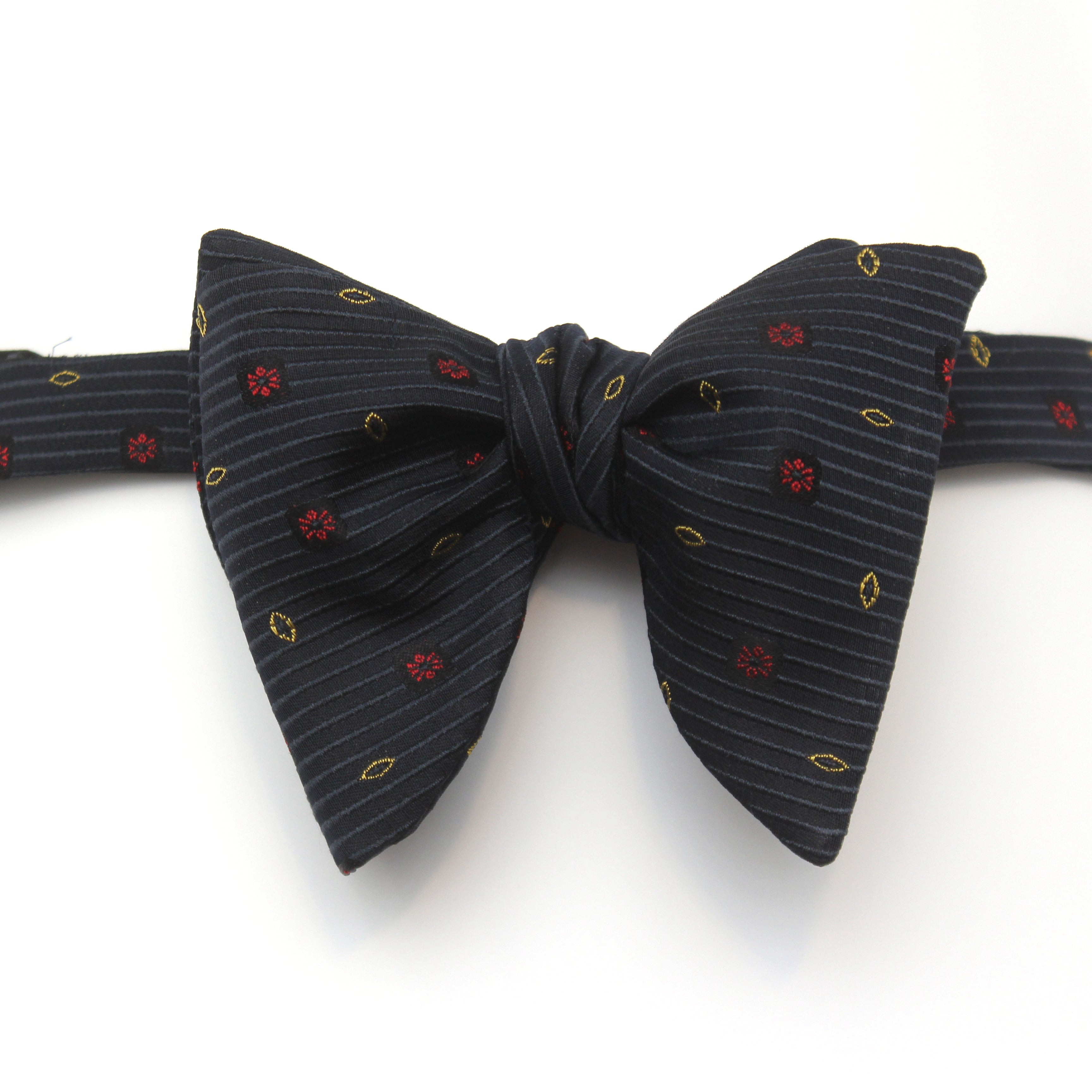 Big Butterfly Black Ornament Silk Bow Tie