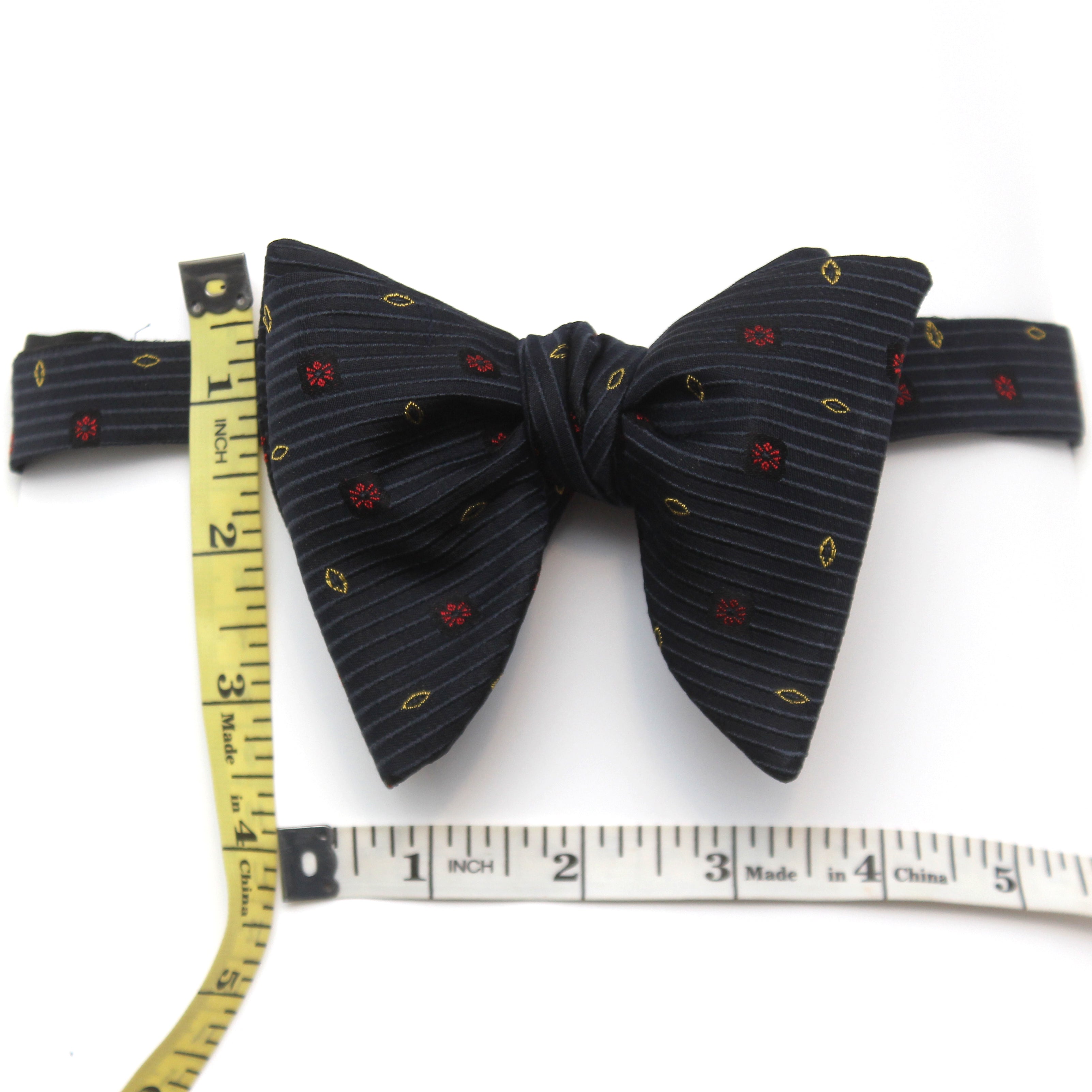 Big Butterfly Black Ornament Silk Bow Tie