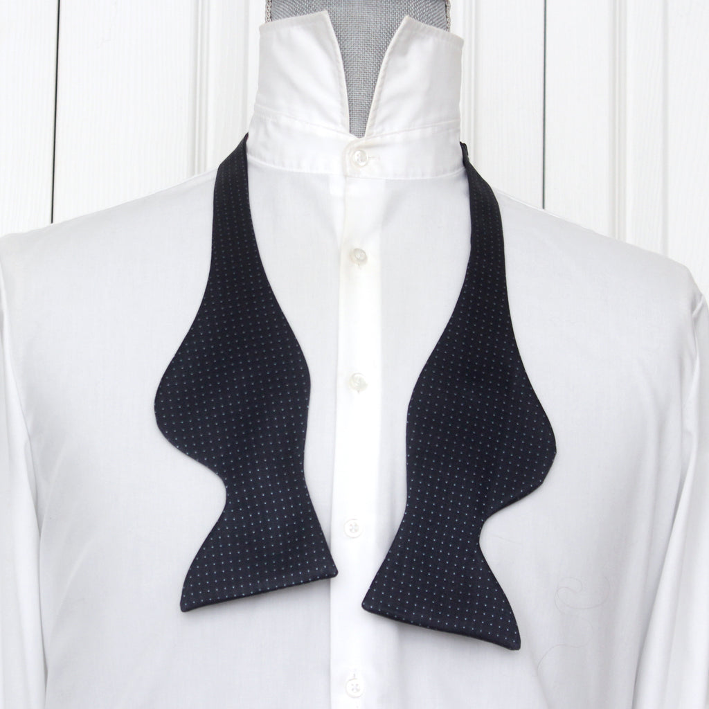 Big Butterfly Navy Blue Polka Dot Silk Bow Tie