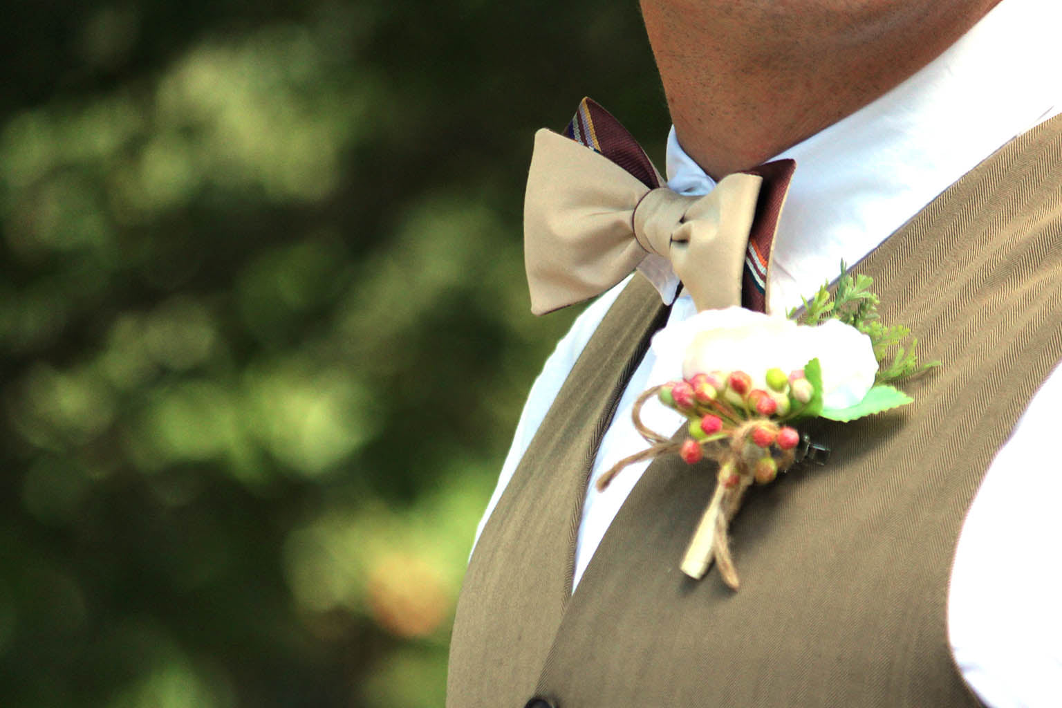 Mauve Stripe Beige Reversible Self-Tie Bow Tie