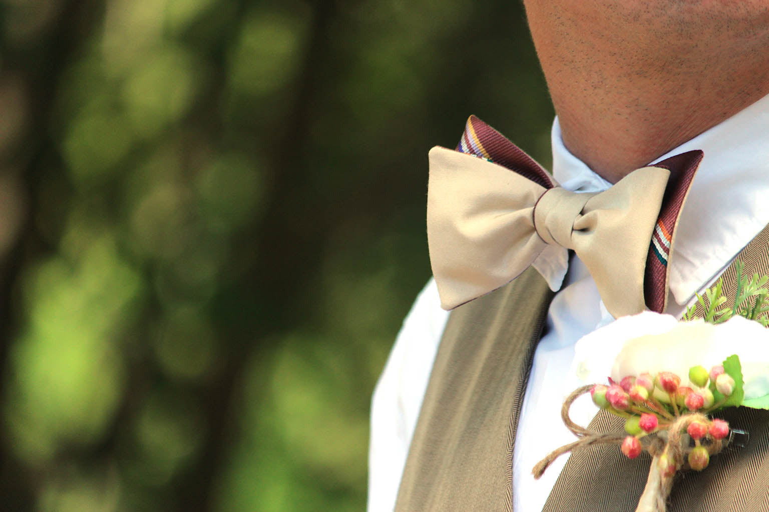 Mauve Stripe Beige Reversible Self-Tie Bow Tie