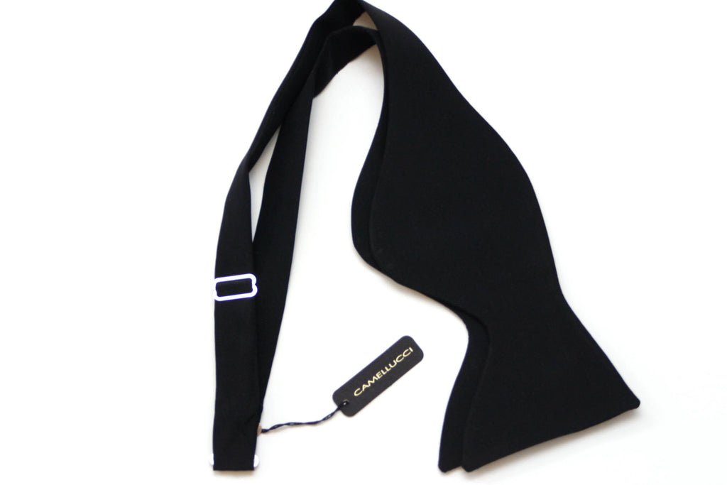 Big Butterfly Black Matted Silk Bow Tie Self-Tied