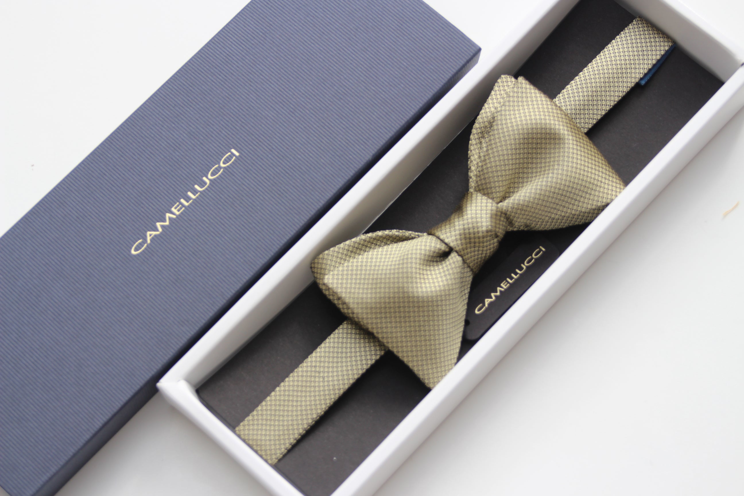 Gold Ornament Self-Tied Bow Tie