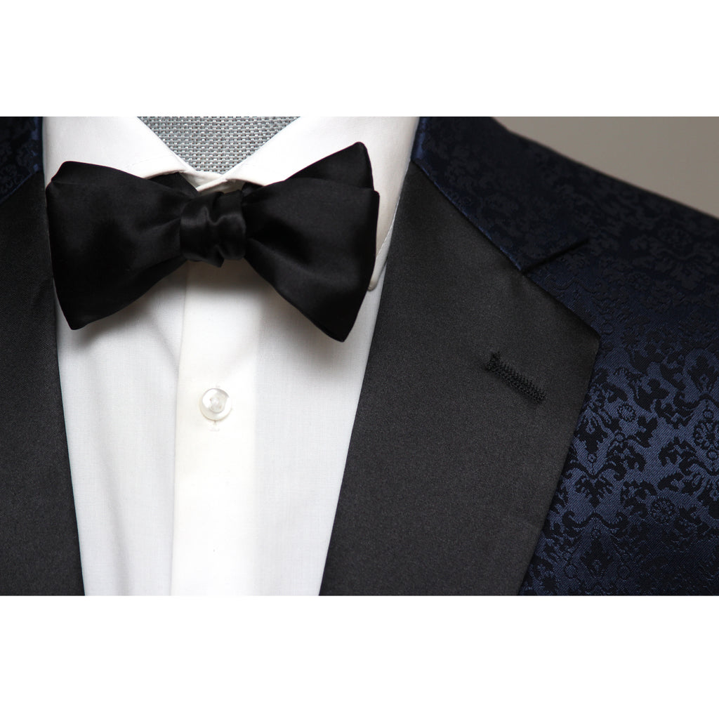 Black Straight Self-tied Bow Tie