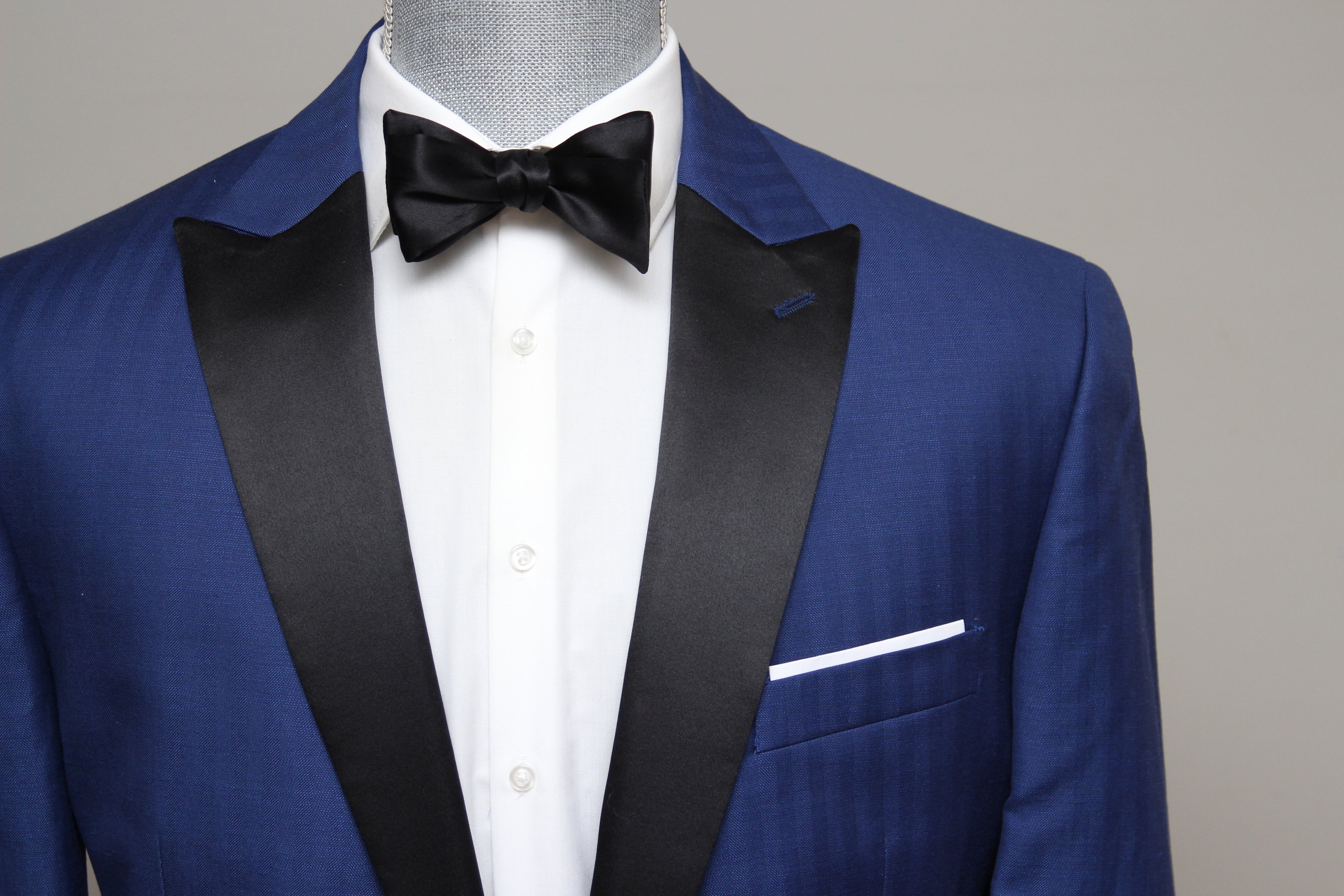 Black Straight Self-tied Bow Tie