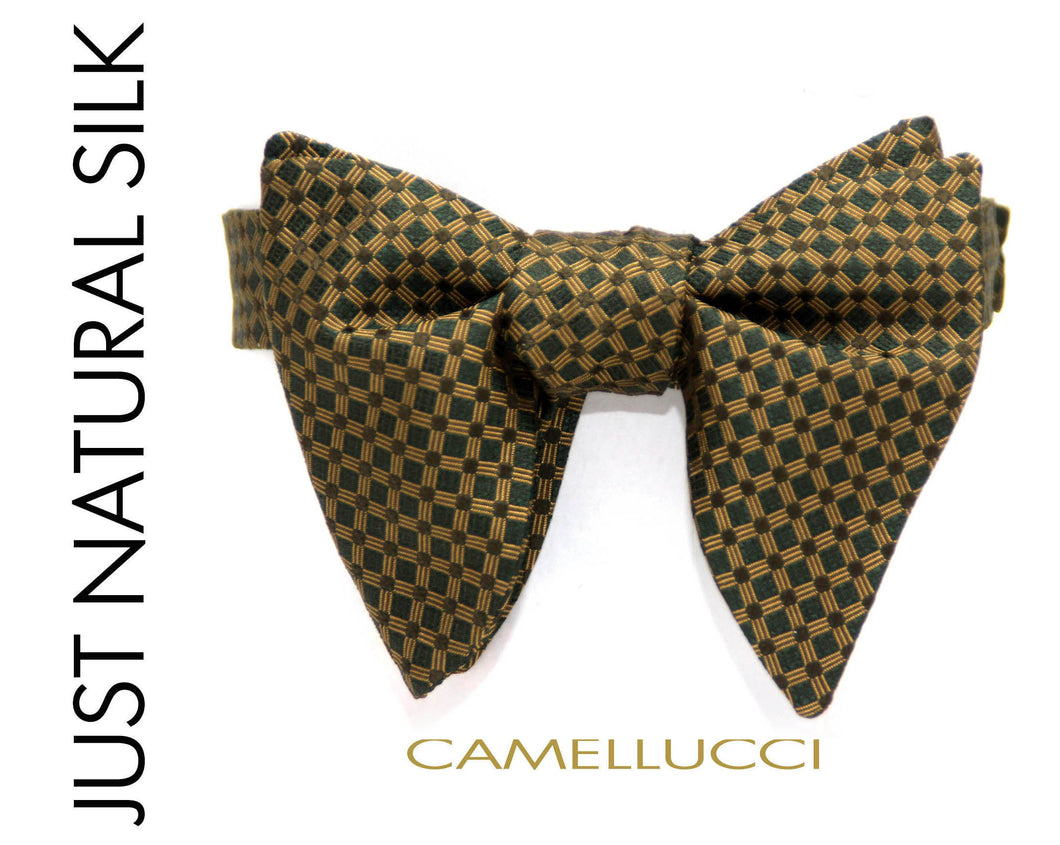 Big Butterfly Gold Emerald Green Silk Self tied Bow Tie