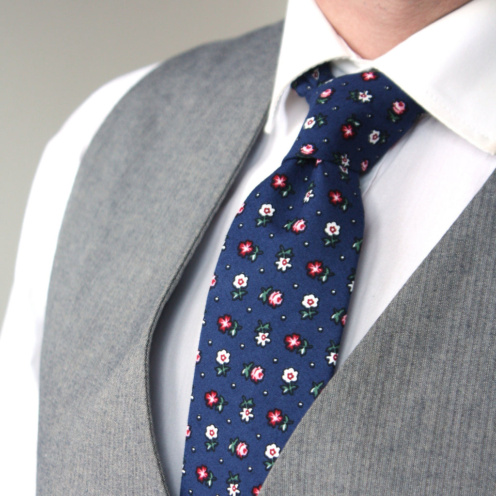 Navy Floral Necktie 2.7"