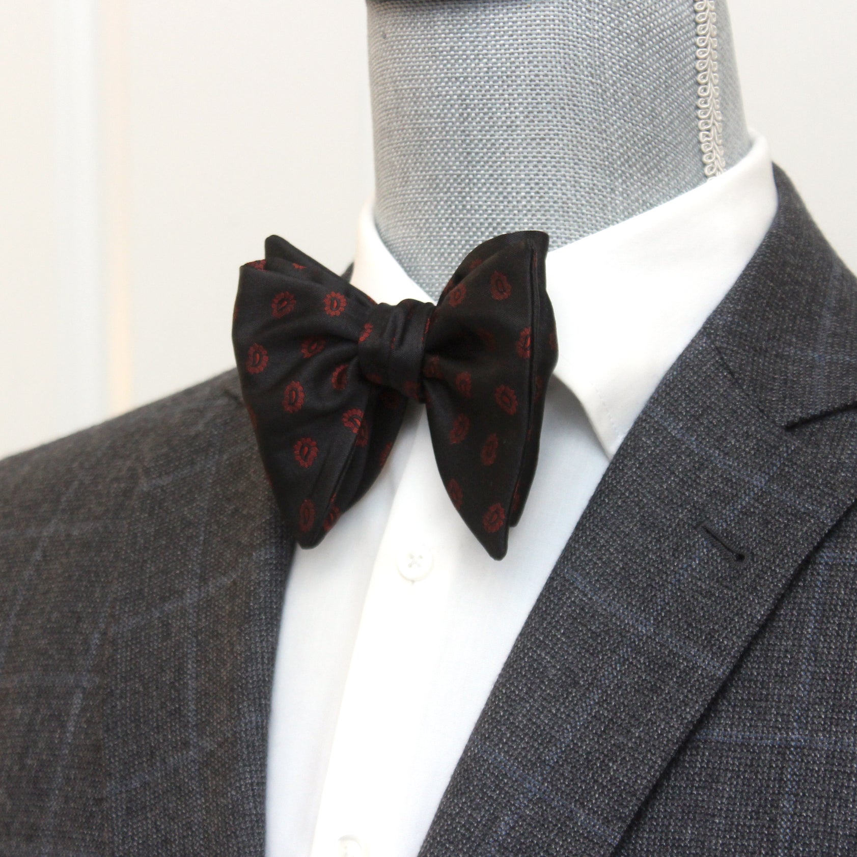 Red Paisley on Black Big Butterfly Silk Bow Tie