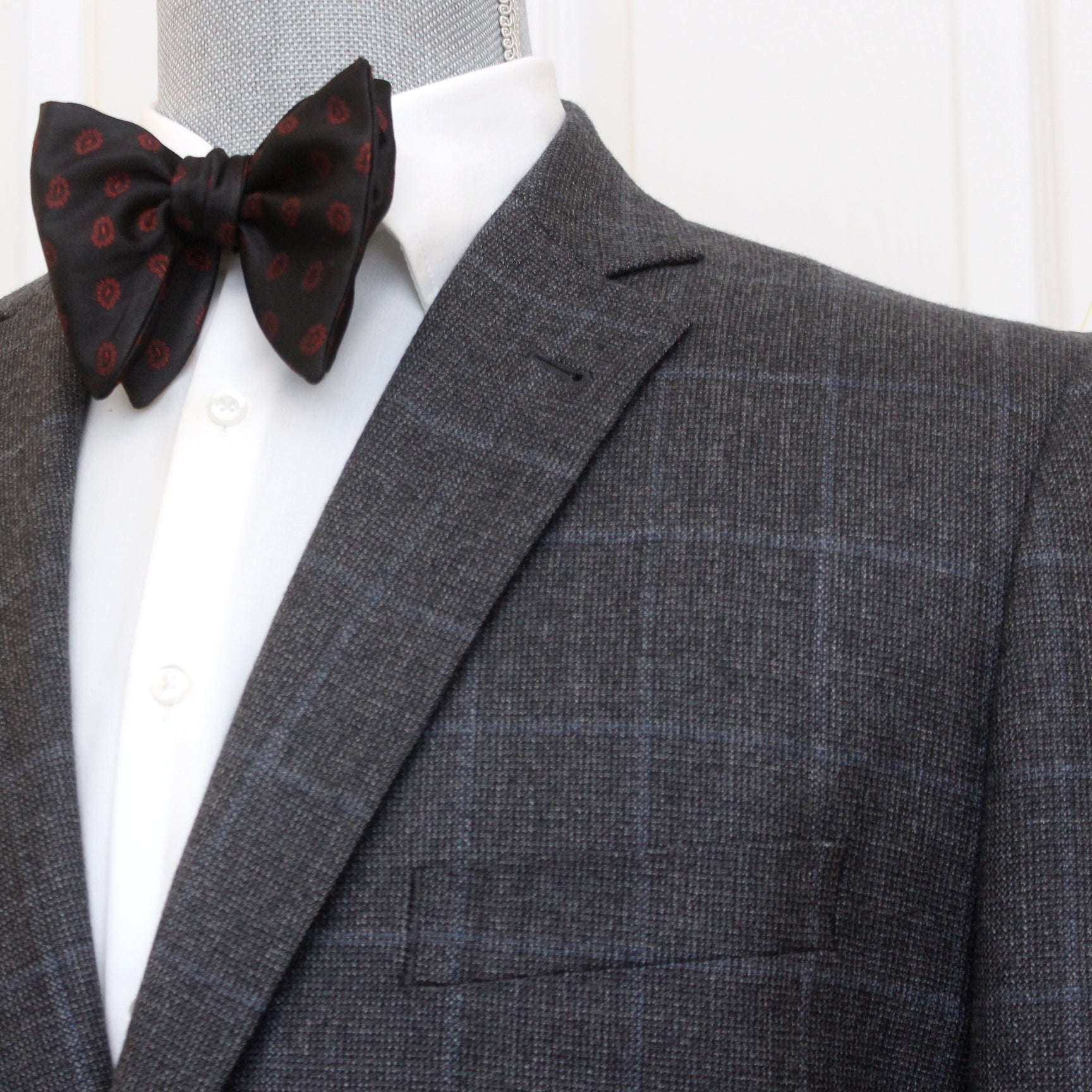 Red Paisley on Black Big Butterfly Silk Bow Tie
