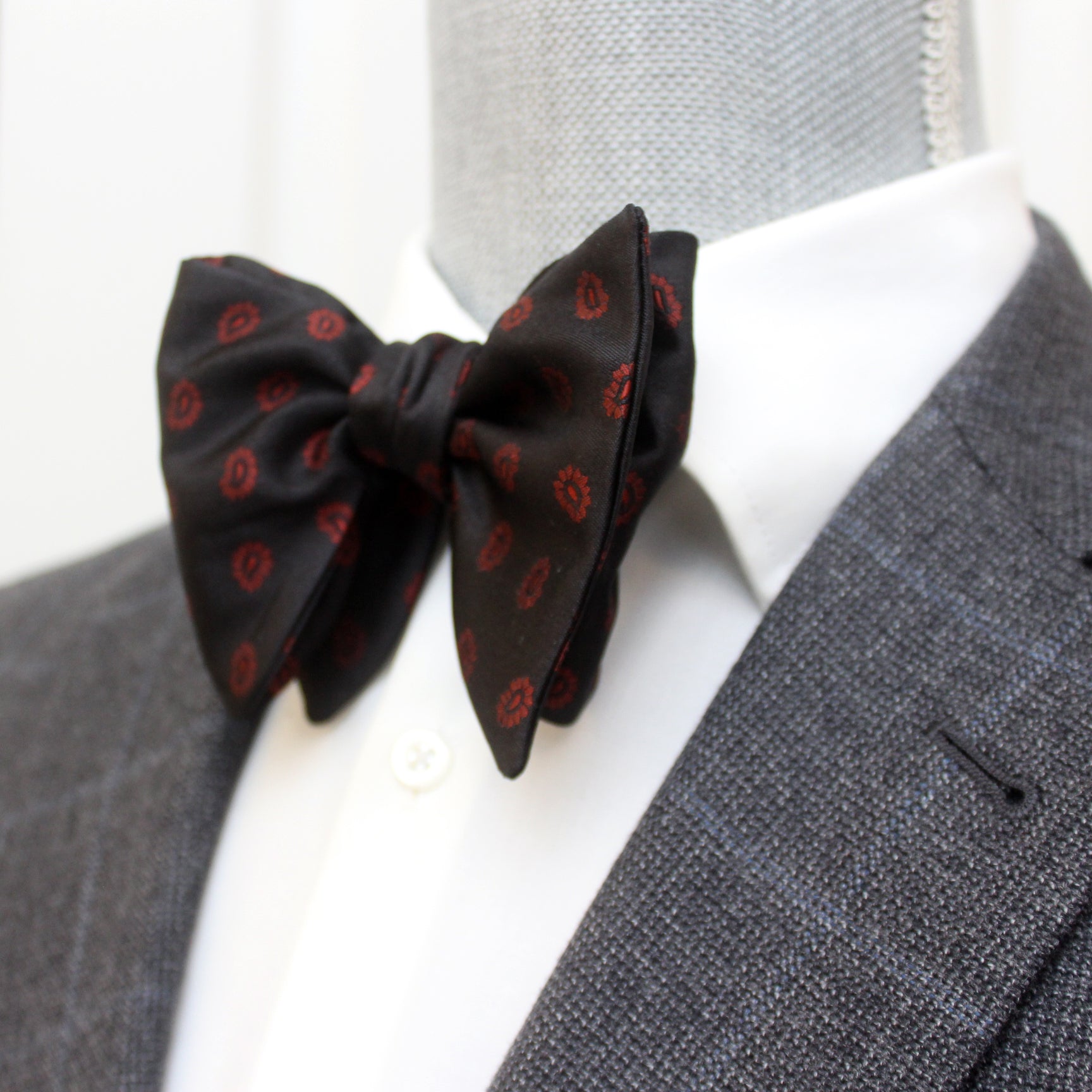 Red Paisley on Black Big Butterfly Silk Bow Tie