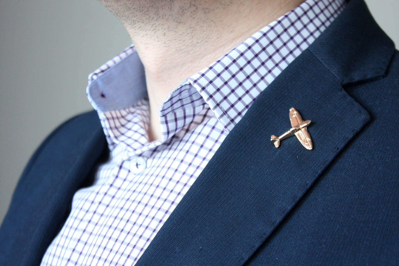 Gold Airplane Lapel pin