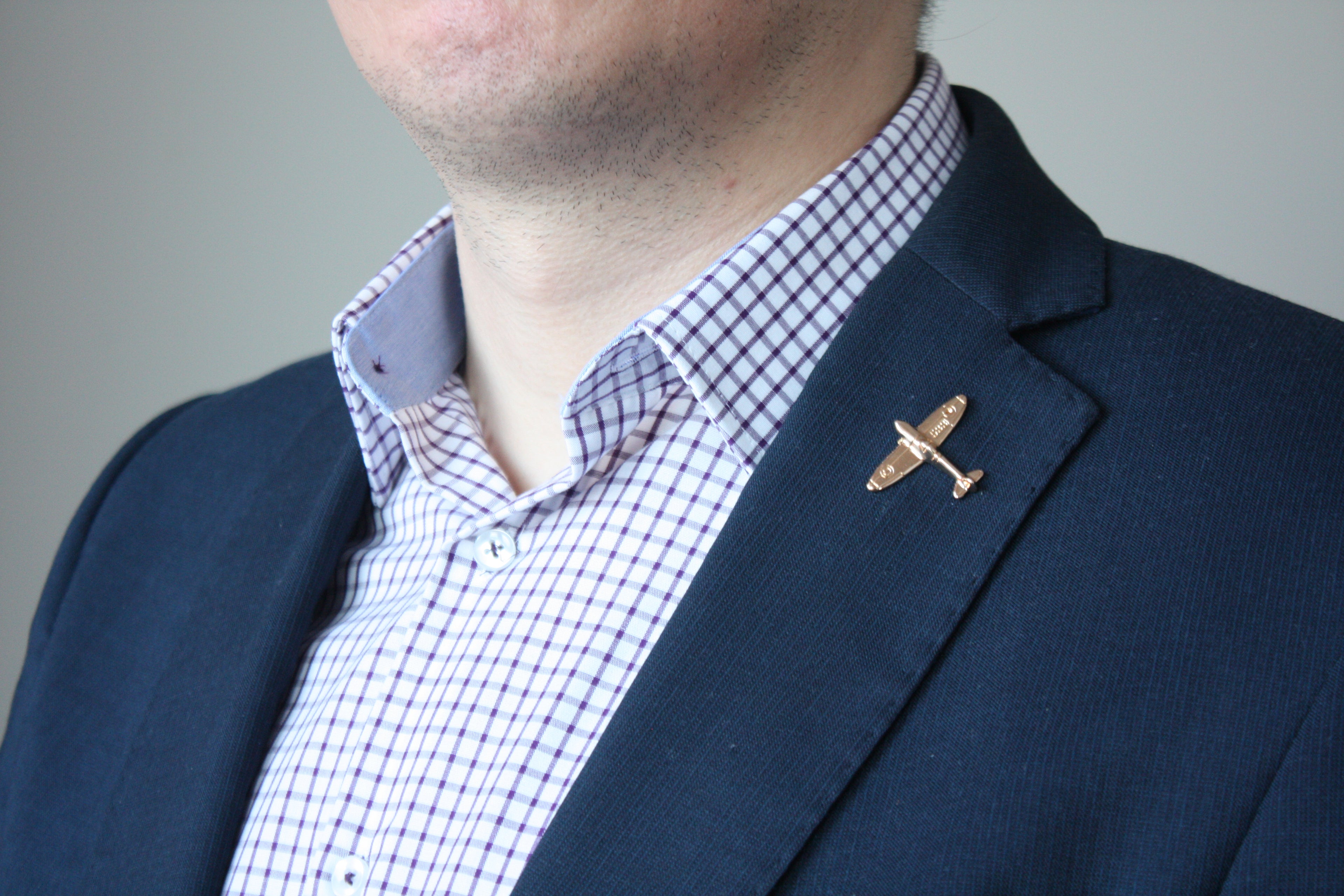 Gold Airplane Lapel pin