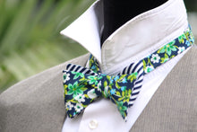 Load image into Gallery viewer, Green Floral Striped Reversible Self-Tie Bow Tie

