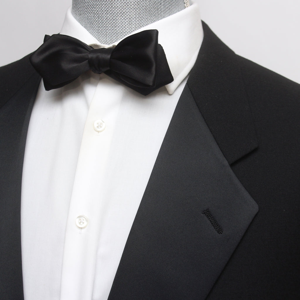 Black Diamond Point Silk Self tied Bow Tie