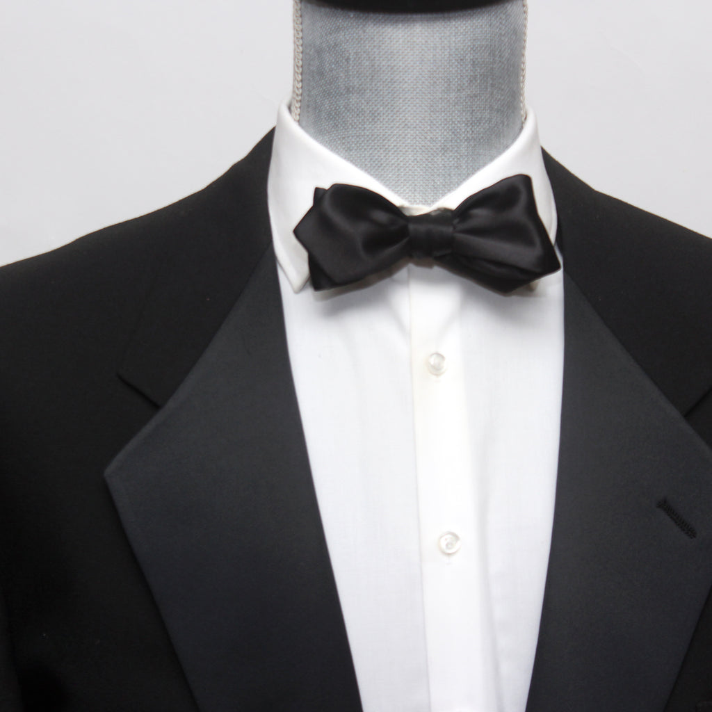 Black Diamond Point Silk Self tied Bow Tie