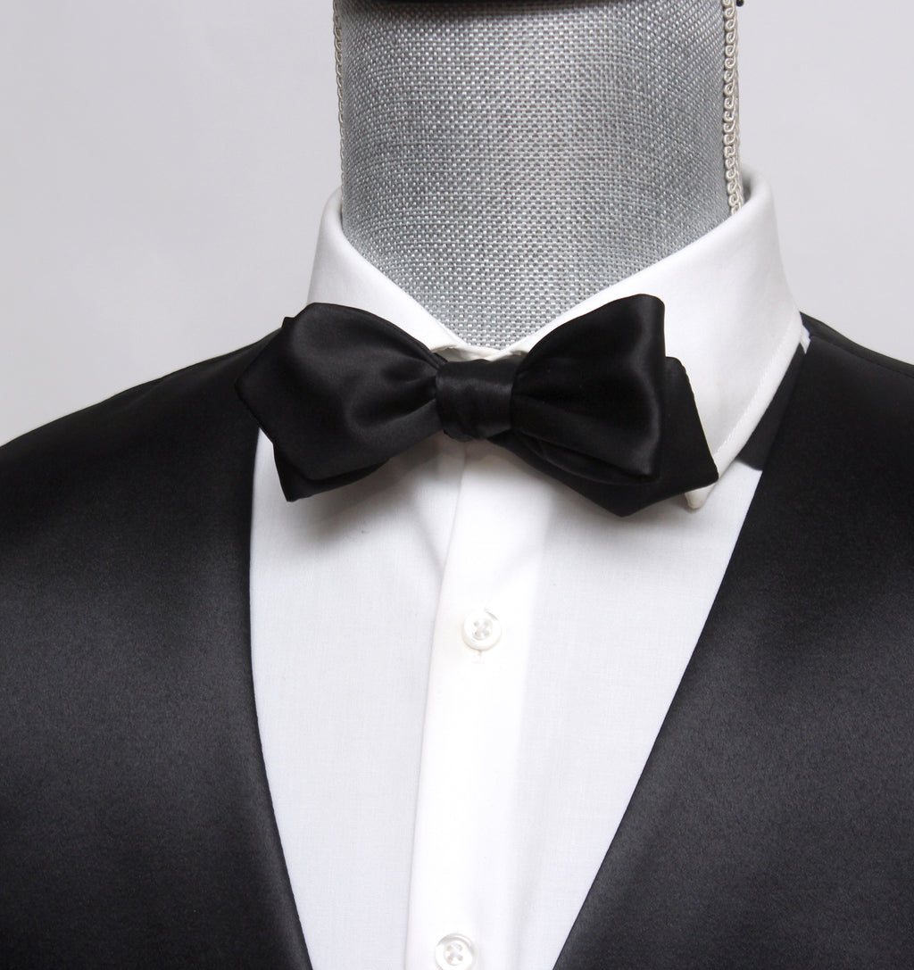 Black Diamond Point Silk Self tied Bow Tie