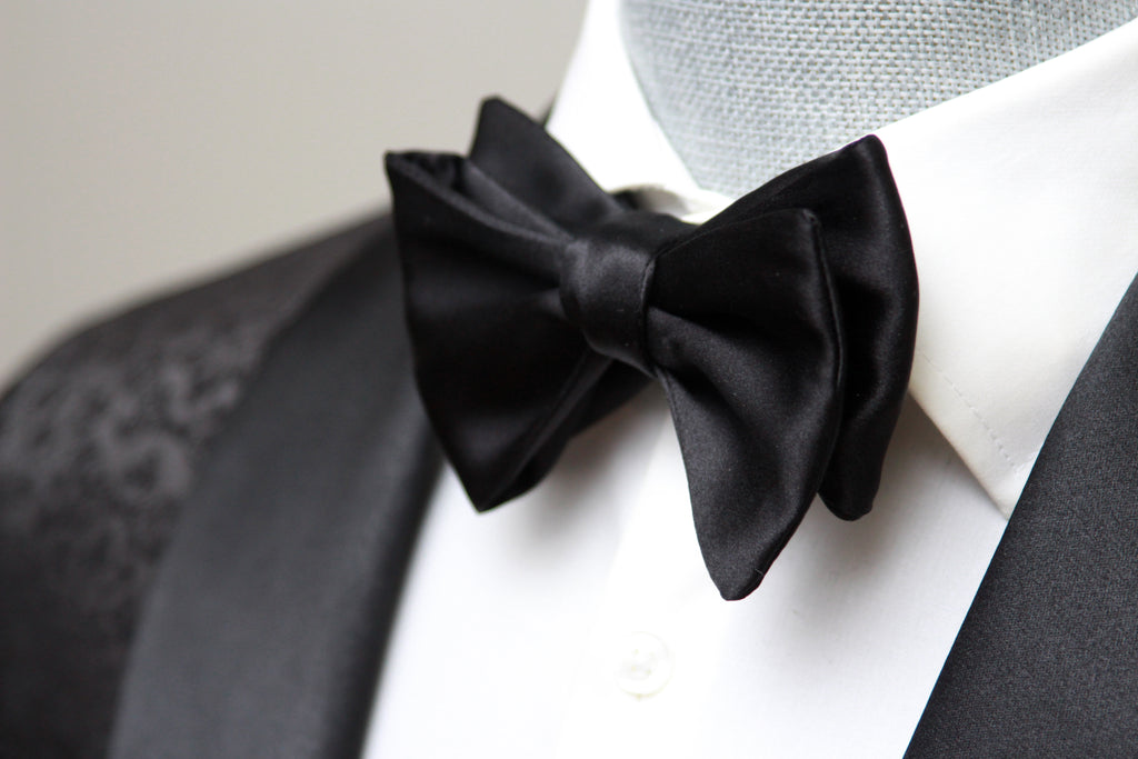 Men's Small Silk Bow Tie