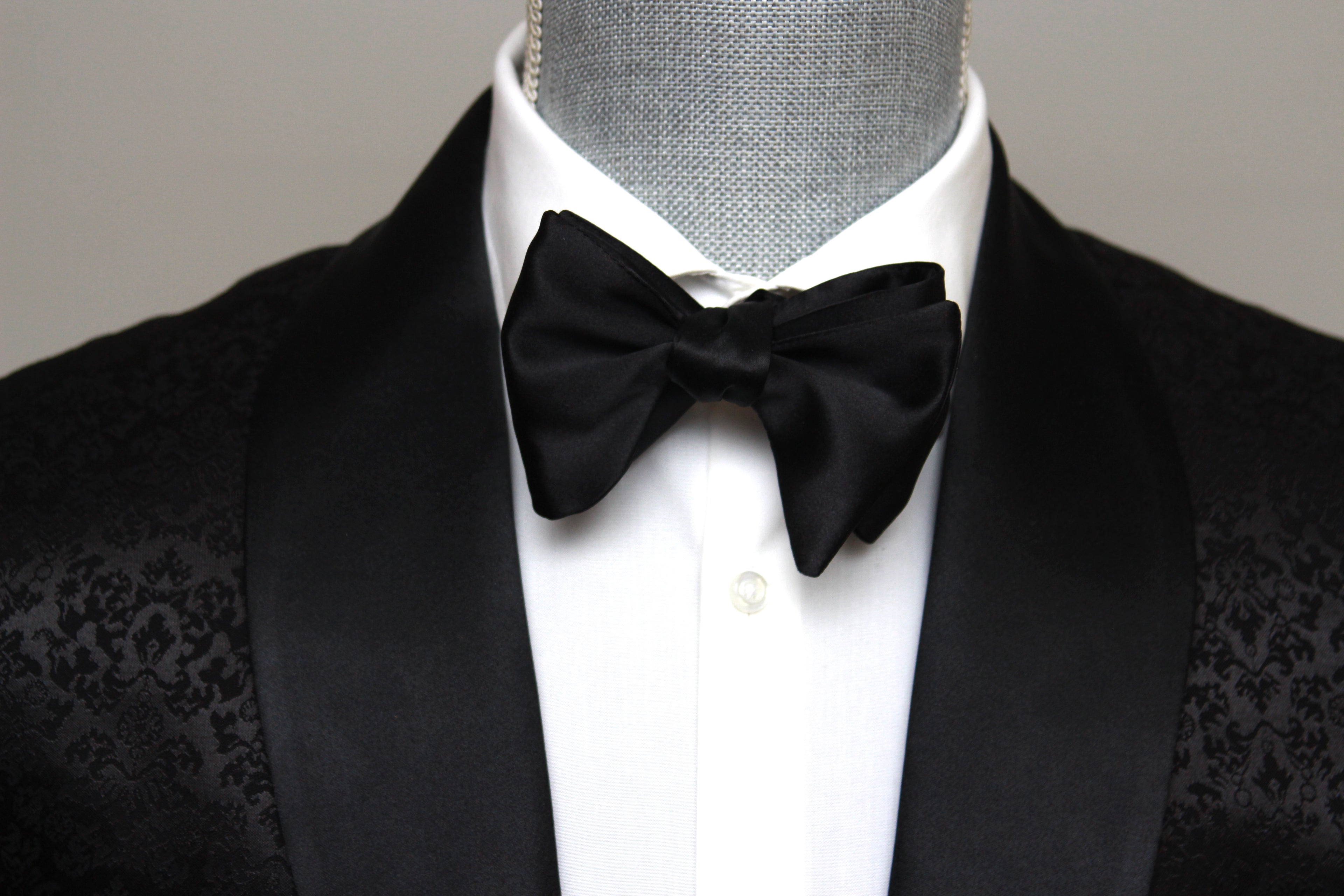 Men's Small Silk Bow Tie