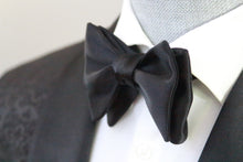 Load image into Gallery viewer, Black Silk Bow Tie
