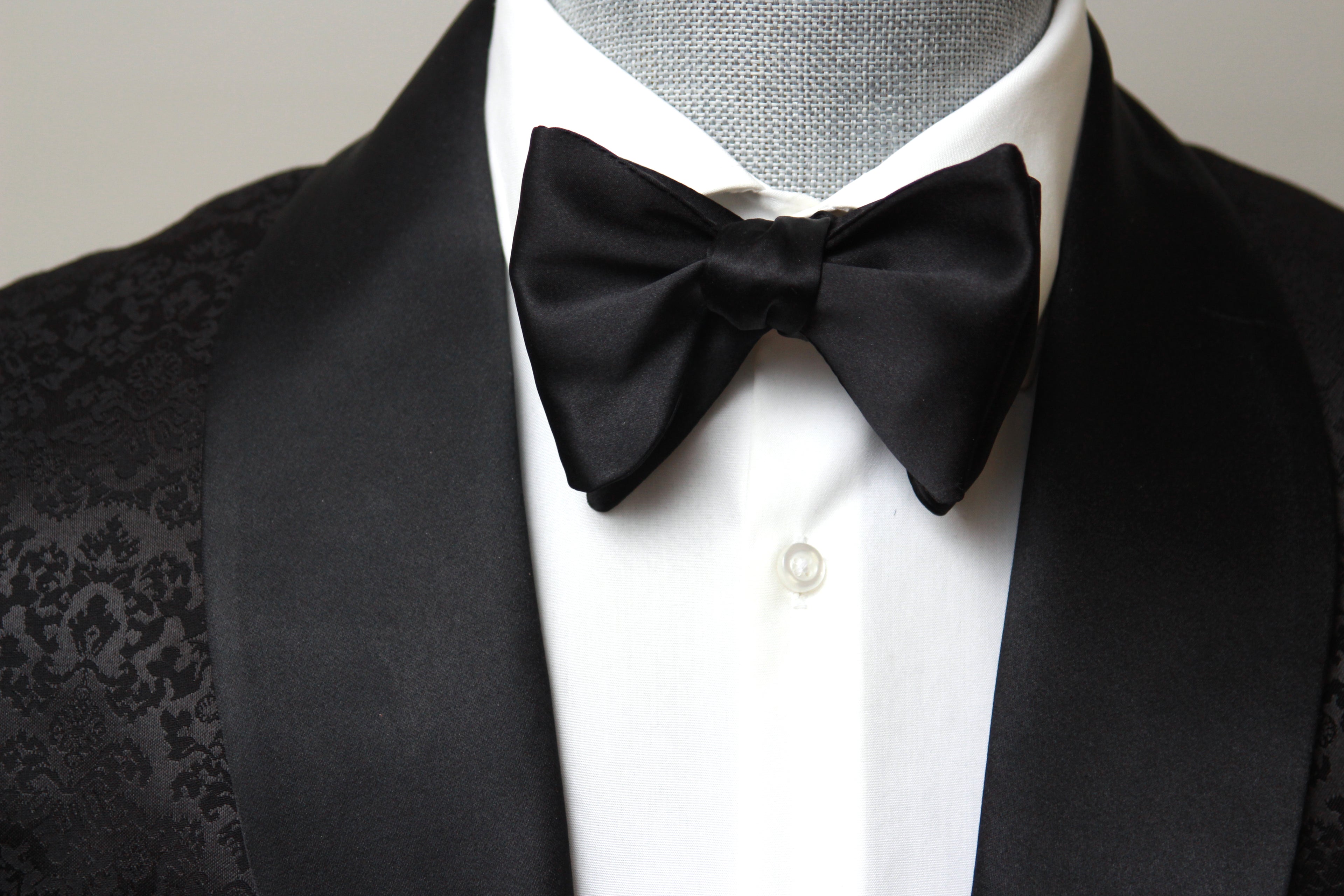 Men's Small Silk Bow Tie