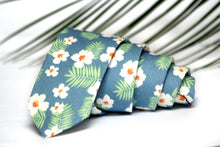 Load image into Gallery viewer, Dusty Blue White Flower Necktie 2.36&quot;
