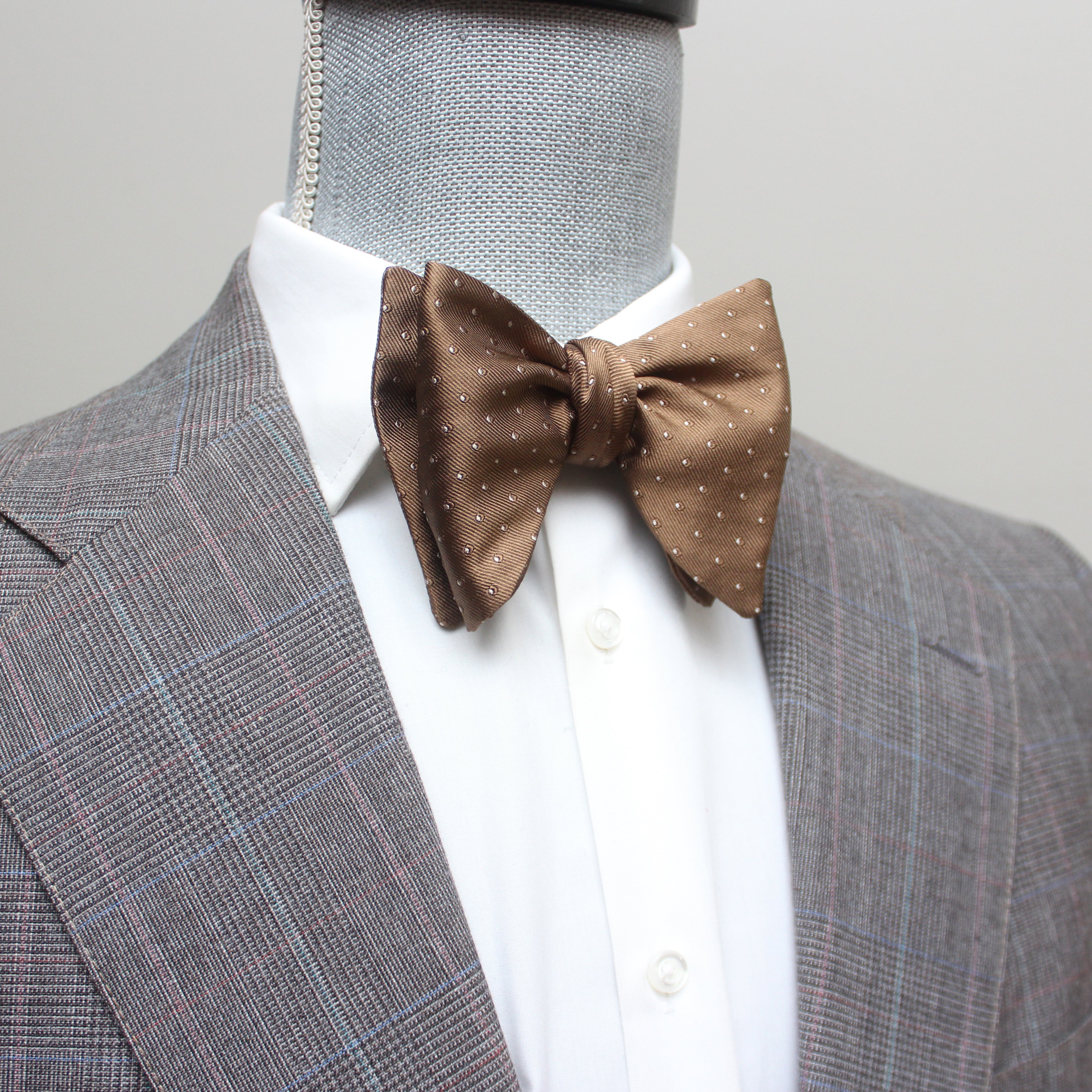 Big Butterfly Polka Dot Brown Silk Bow Tie