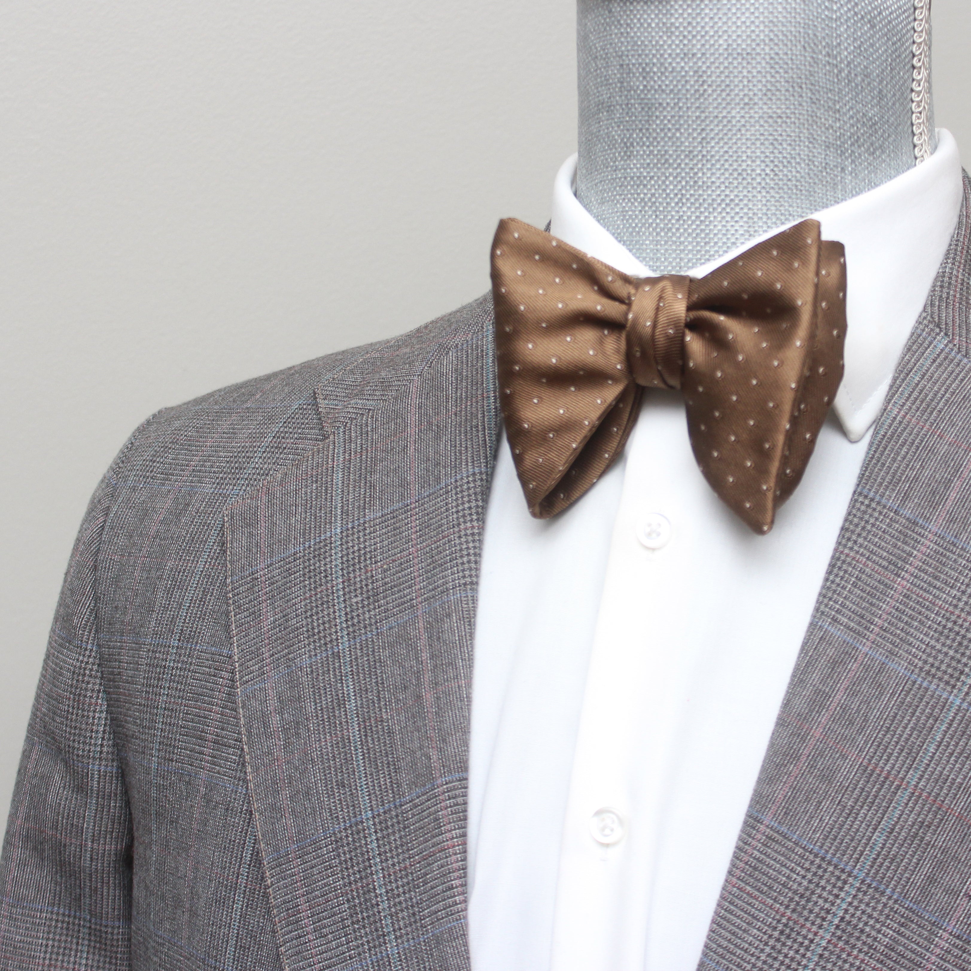 Big Butterfly Polka Dot Brown Silk Bow Tie