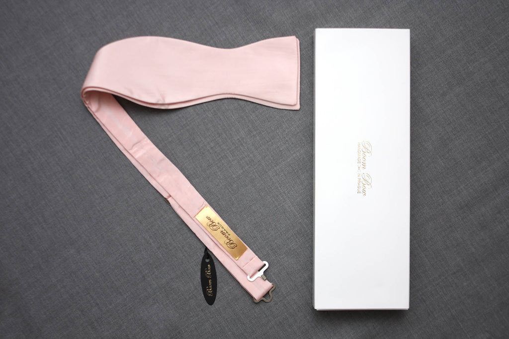 Light Pink Self-Tie Bow Tie