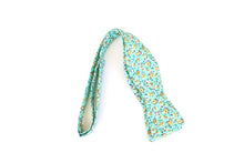 Load image into Gallery viewer, Mint Green Floral Self-Tie Bow Tie
