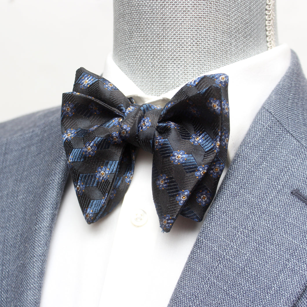 Big Butterfly Blue Black Silk Bow Tie