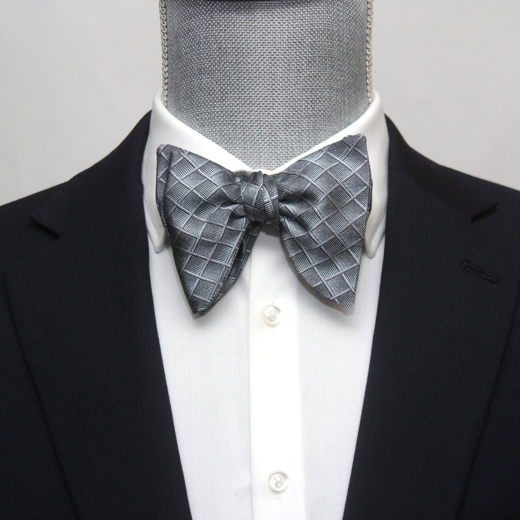 Grey Big Butterfly Silk Bow Tie