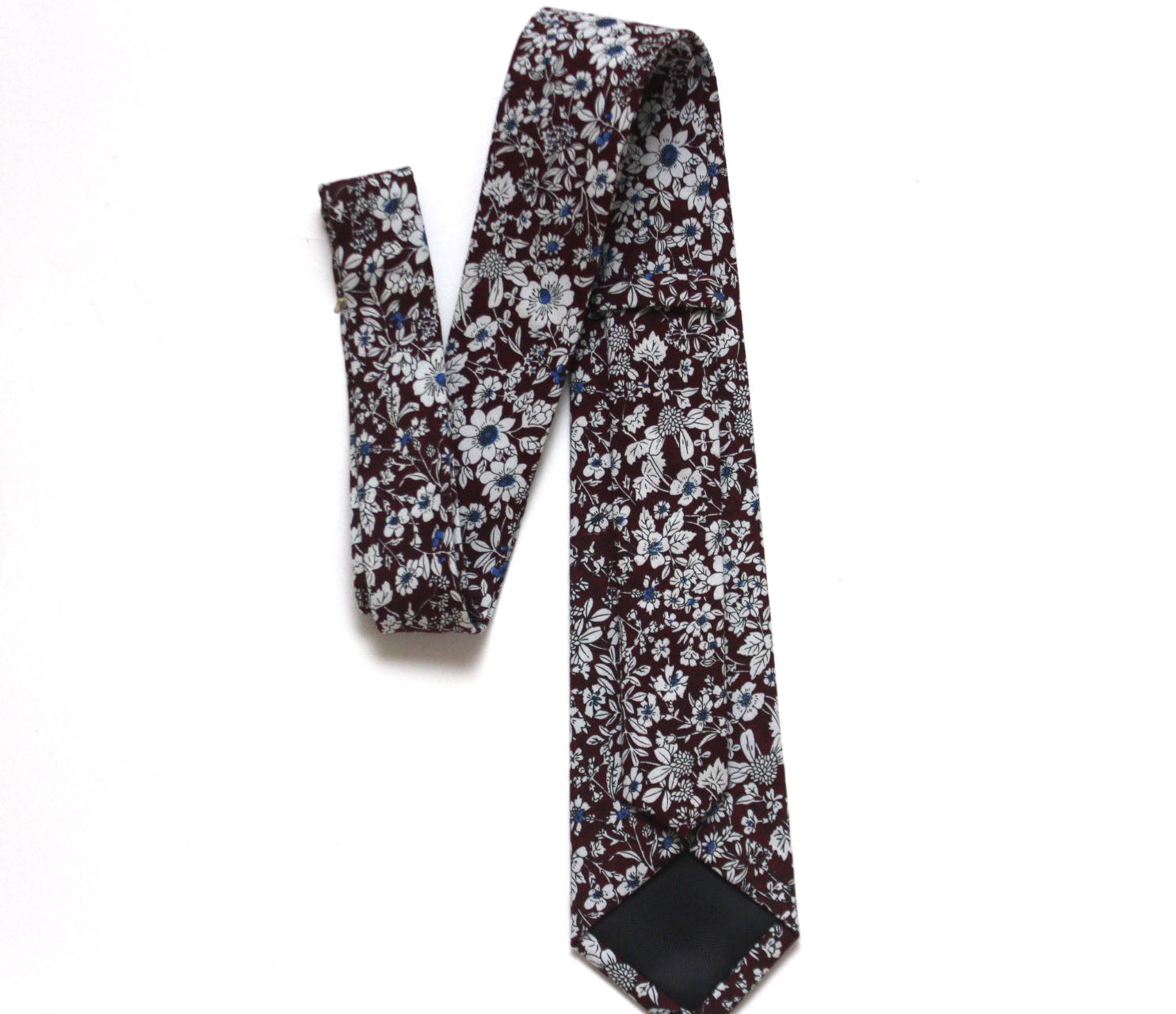 White Brown Floral Necktie 2.7"