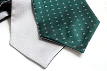 Load image into Gallery viewer, Grey Emerald Green Reversible Silk Ascot
