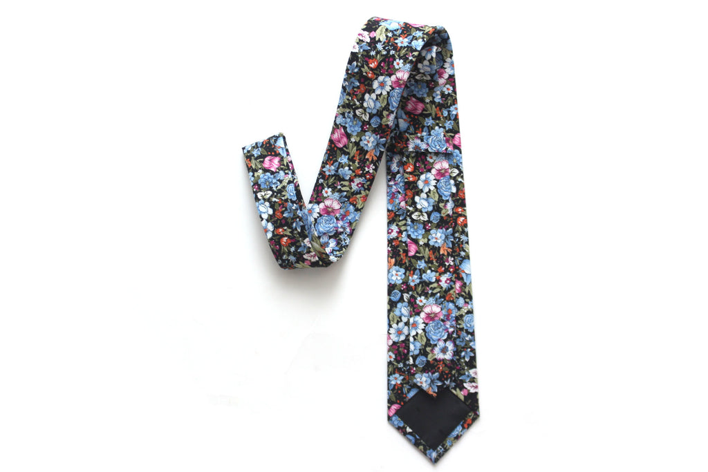 Blue Black Floral Necktie 2.7"