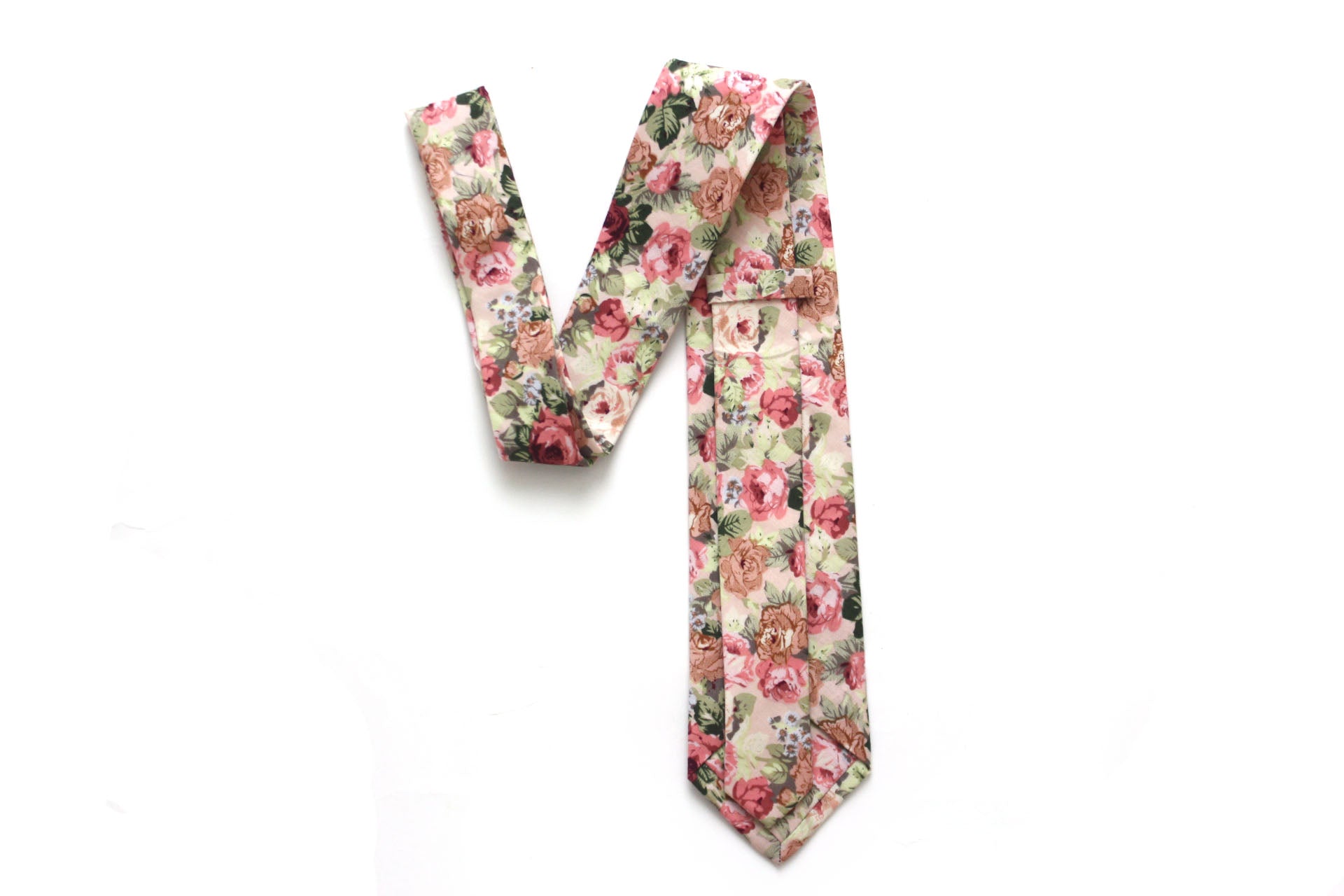 Peach Rose Floral Necktie 3.14"