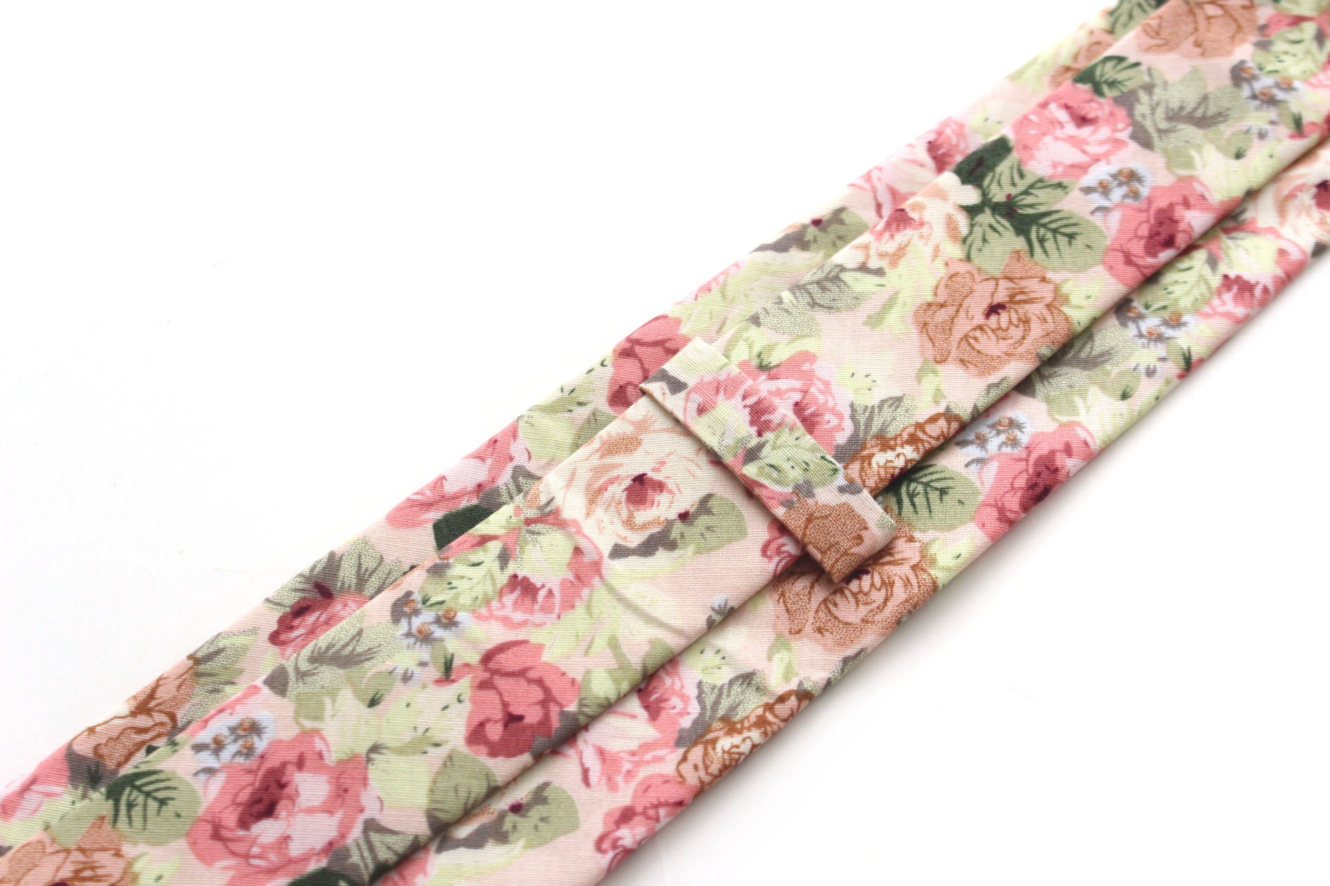 Peach Rose Floral Necktie 3.14"