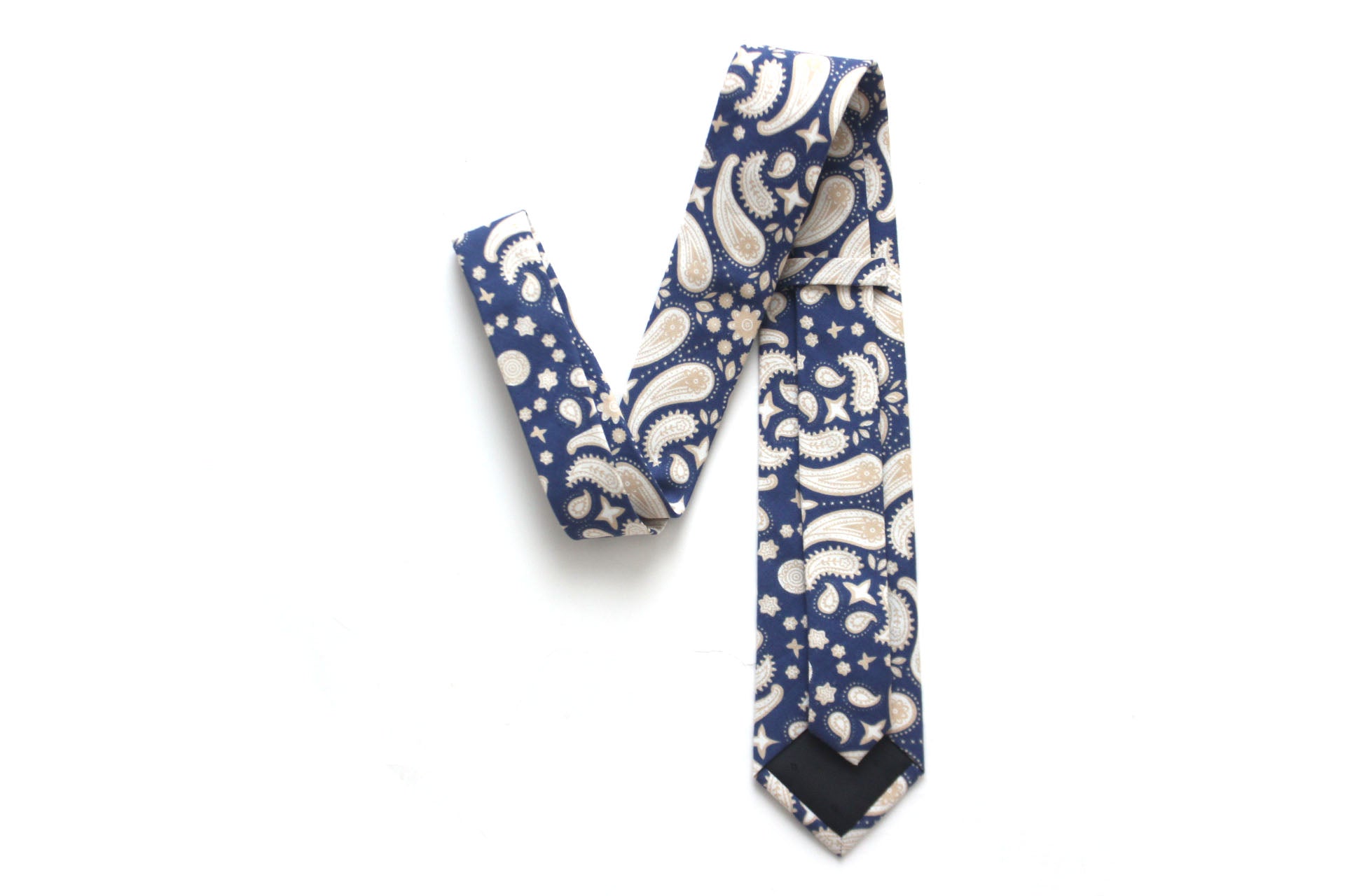 Blue Beige Floral Necktie 2.7"