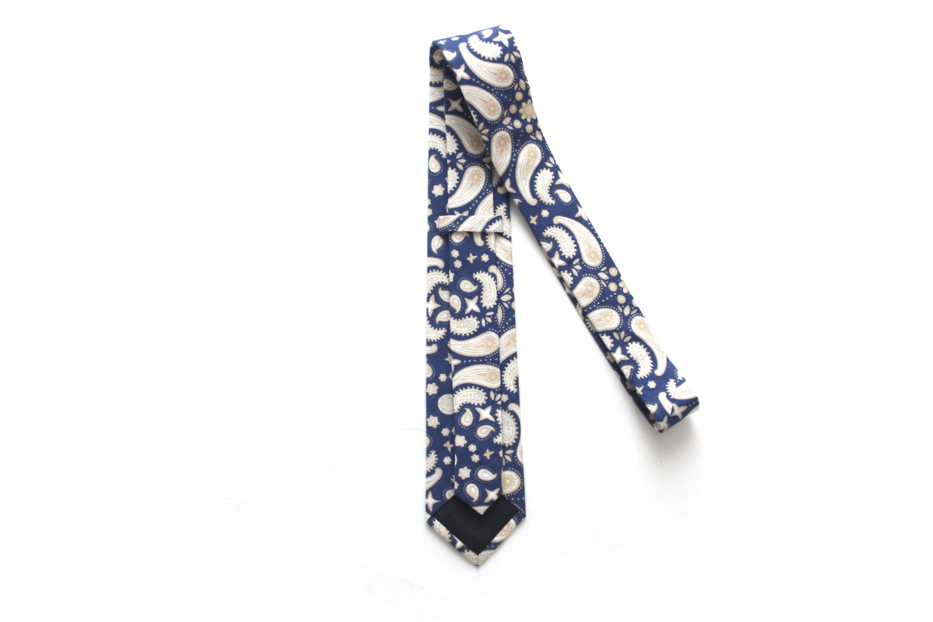 Blue Beige Floral Necktie 2.7"