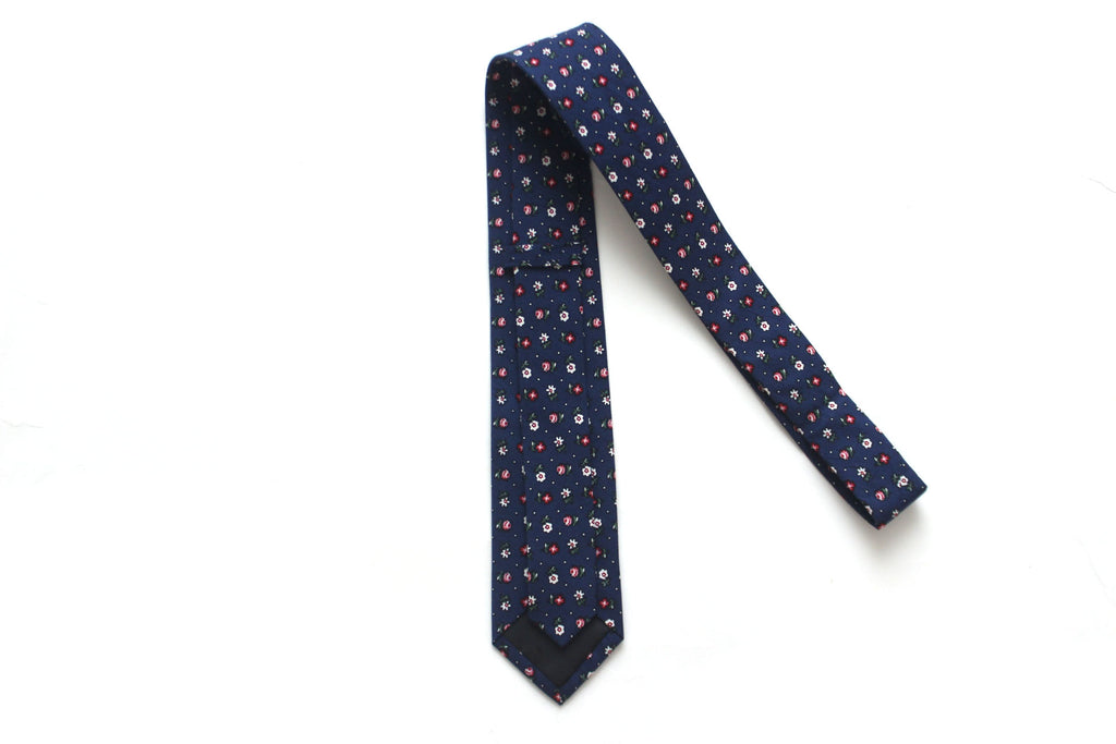 Navy Floral Necktie 2.7"