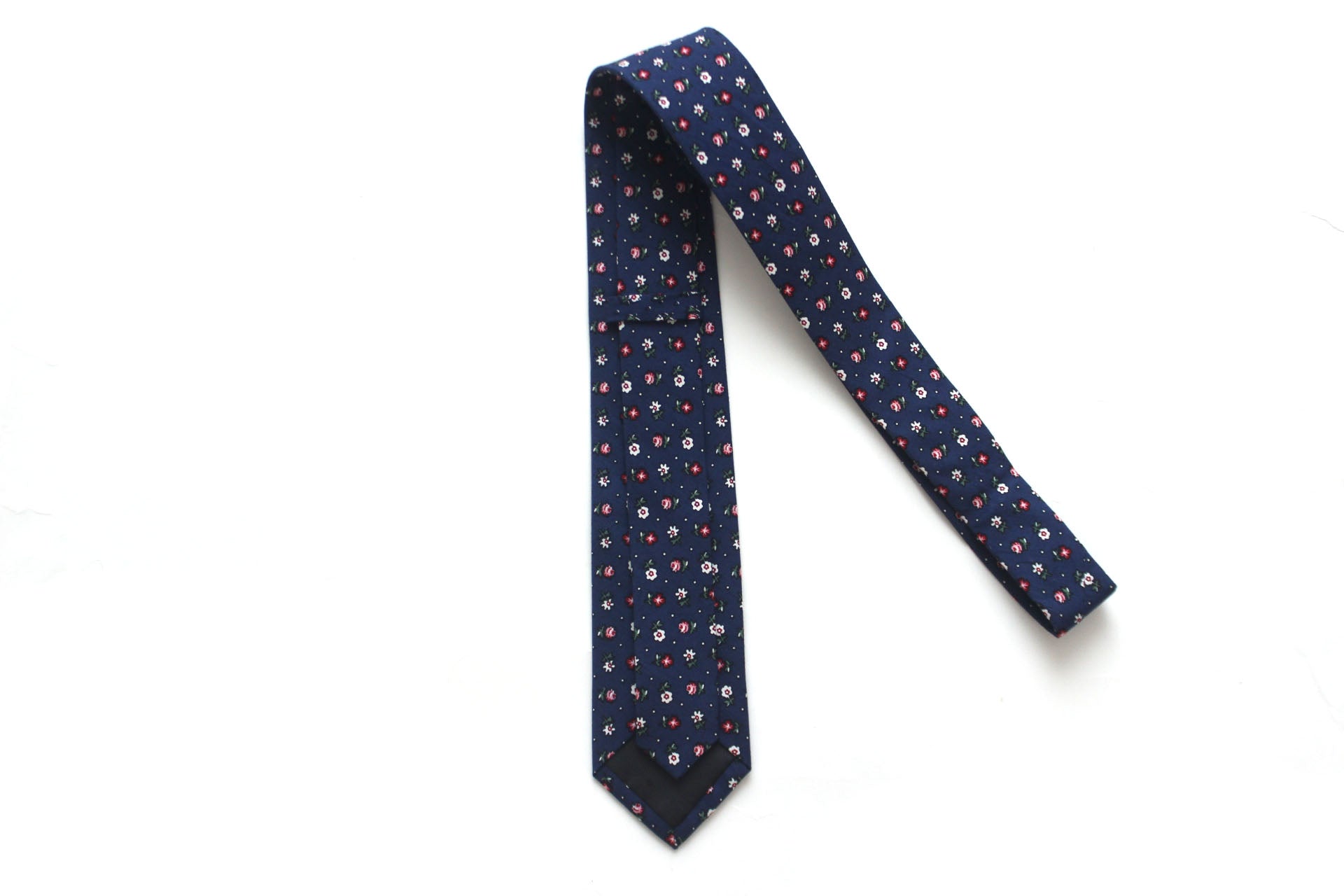 Navy Floral Necktie 2.7"